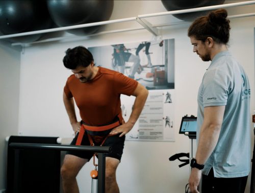 Krankengymnastik am Gerät bei CORPORE in Penzberg