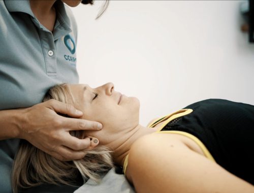 Osteopathie Penzberg bei CORPORE am Kopf